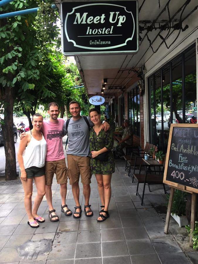 Meet Up Hostel Bangkok Extérieur photo